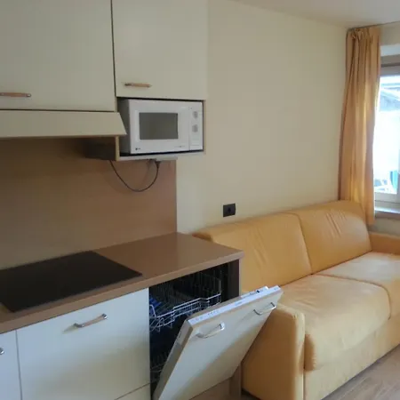 Apartmanhotel Del Sole Per Gruppi 3*